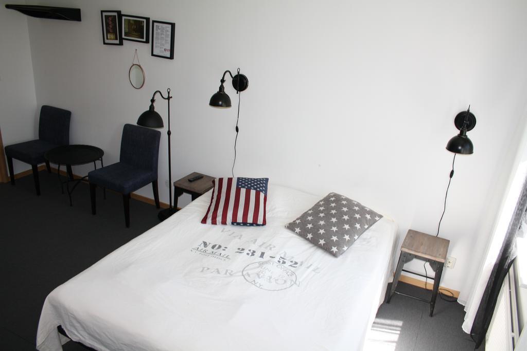 Uncle Joe'S Hostel Visby Room photo